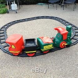 Working 1980's Vintage Battery Operated Little Tikes Ride On Train With 12 Tracks