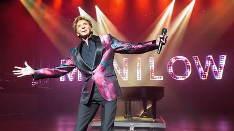 Barry Manilow extends Las Vegas residency