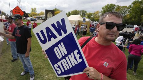 UAW strike could end in 1-3 weeks with labor deal: Analyst