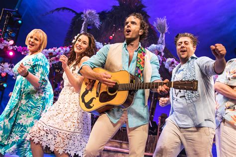 Show Photos: Escape to Margaritaville | Broadway.com