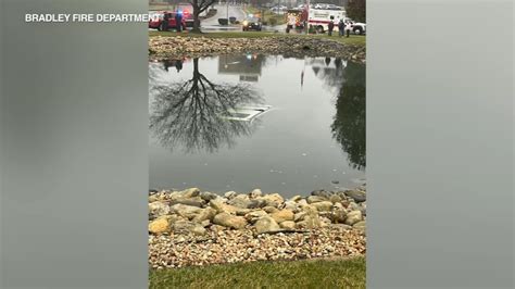 Bradley, Illinois Fire Department commends firefighter Kyle Haemker for single-handedly rescuing ...