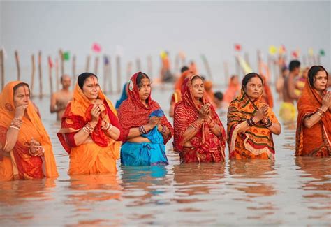 Chhath Puja 2022 Day 3 Sandhya Arghya | Pragativadi | Odisha News ...