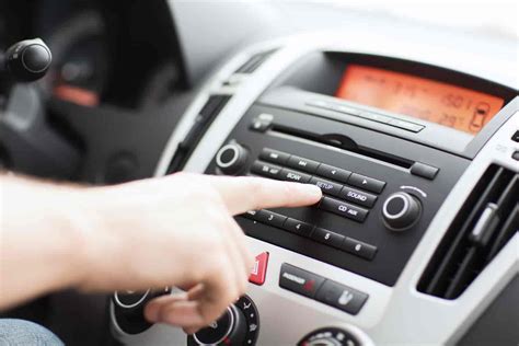 Types of Car Stereos : [ 2022 Updated Guide ]