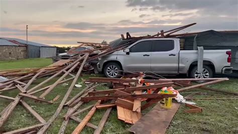 TX Damage From Wind, Flying Debris - Videos from The Weather Channel