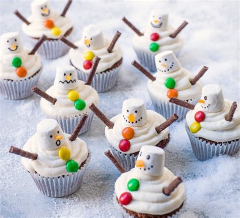 Christmas Cupcakes Recipe | olivemagazine