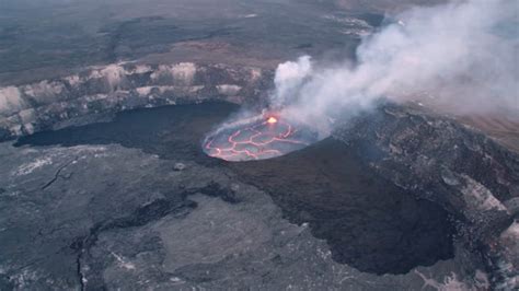 Deadly Lava Lake Is Bubbling in Hawaii's Kilauea Volcano Hitting Extreme Temperatures | Science ...