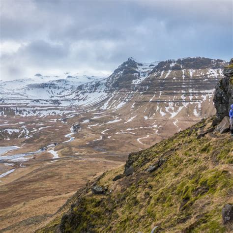 Safely Hiking the Kirkjufell Mountain - HappyWhenHiking