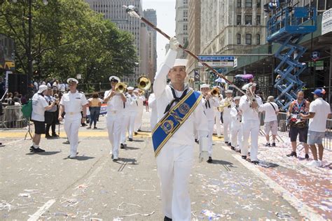 DVIDS - Images - The U.S. Navy Band leader raises baton [Image 8 of 8]