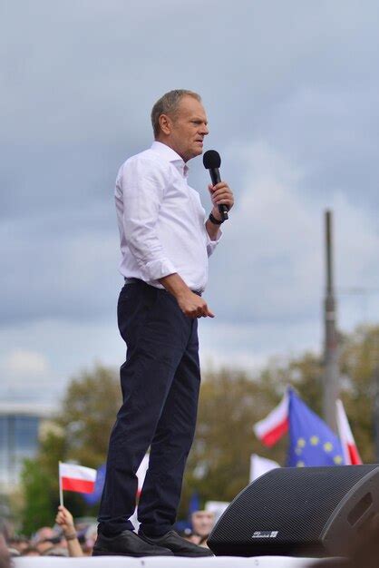 Premium Photo | Warsaw poland 1 october 2023 donald tusk during of in ...