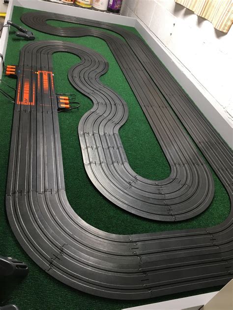 Tuckaway 25 - 4 lane Tomy track layout by Ed R. | Slot cars, Hot wheels ...