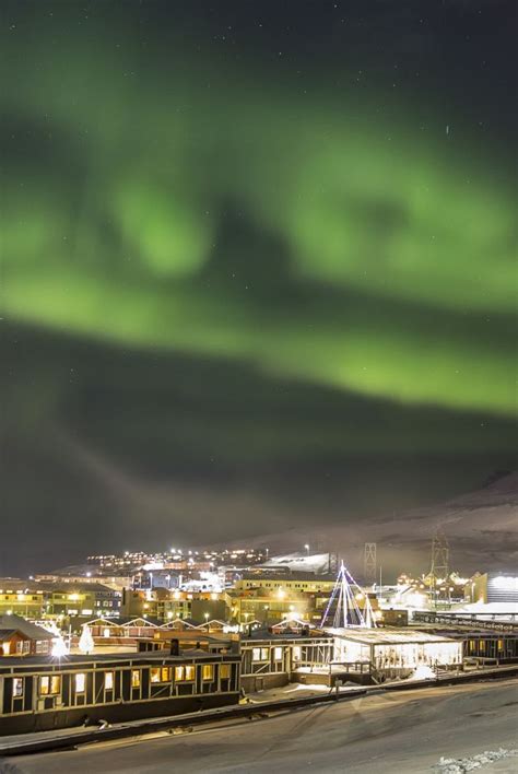 Experience the northern lights in Svalbard | Northern Norway | Aurora ...