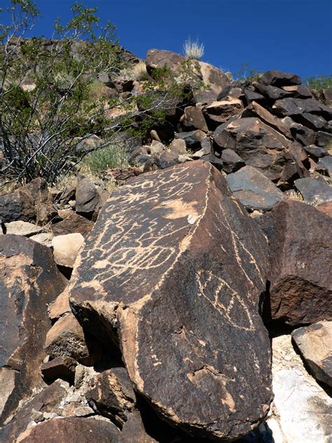 Closely-spaced petroglyphs: Petroglyph Canyon, Sloan Canyon National ...