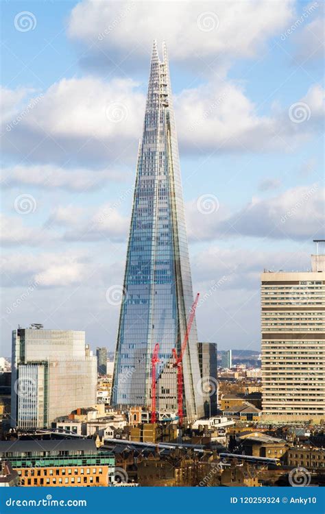 London Landmarks Buildings editorial stock image. Image of london - 120259324