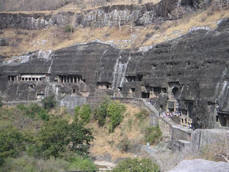 Four Ajanta caves to shut doors to tourists - The Archaeology News Network