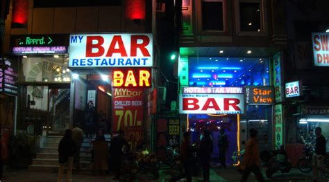 Nightlife in Delhi-NCR : Top 10 Nightlife Restaurants in Delhi-NCR