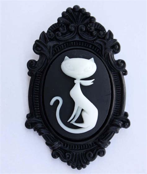 Retro cat cameo brooch pendant by Pinkabsinthe on DeviantArt