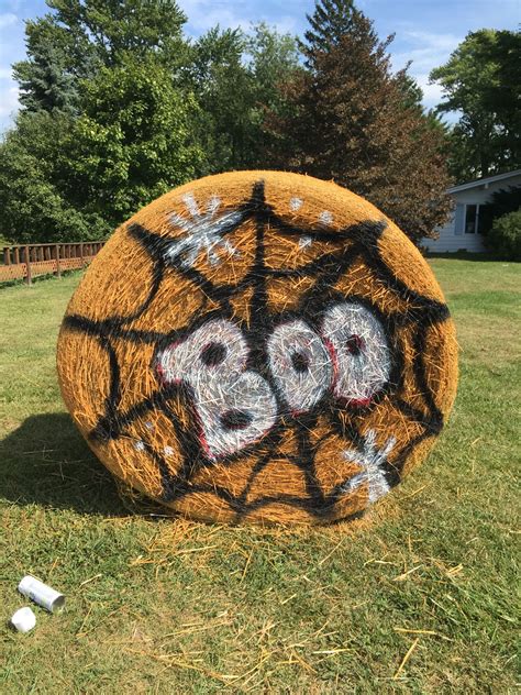 Boo painted hay bale | Halloween yard decorations, Painted hay bales ...