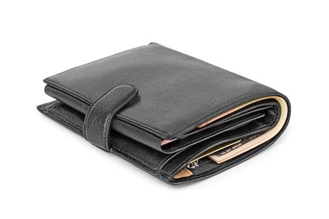 The 5 Best Trifold Wallets: Comparison Guide - thexbest.com