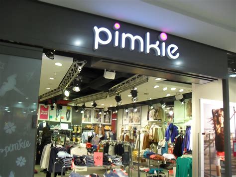 Trois magasins Pimkie ferment en Normandie : une action des salariés pendant les soldes