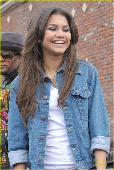 zendaya kca dip practice 03, Zendaya heads to the dance studio in Los ...