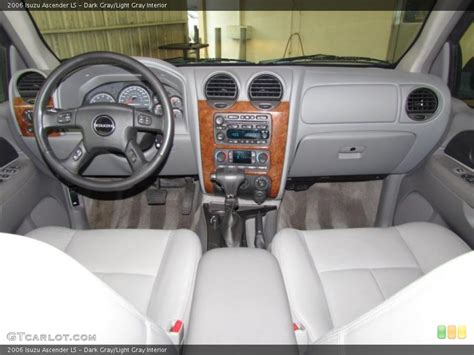 Dark Gray/Light Gray Interior Dashboard for the 2006 Isuzu Ascender LS ...