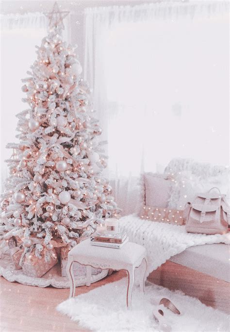 45 Elegant Christmas Tree Ideas Your Family Will Love | Rose gold christmas tree, Rose gold ...