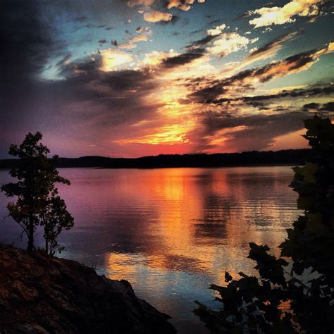 Gorgeous Lake Ouachita sunset! | lake ouachita | Pinterest | Lakes, Hot ...