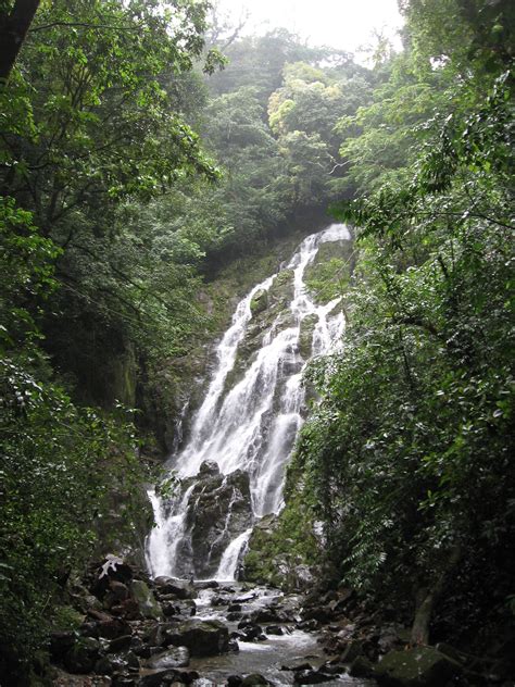 el macho waterfall in el valle panama - It's About Travelling