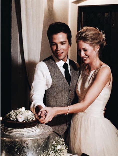 Nathan and London Kress' wedding (I LOVE THEIR CAKE)