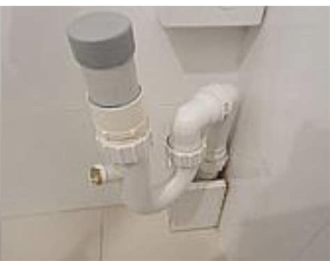 Washing machine drain plumbing leaking. : r/Plumbing