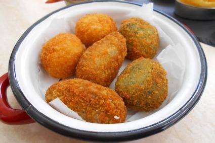 Spanish Food: Croquettes/ Croquetas Mallorca