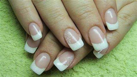 French manicure - Nail Art Gallery