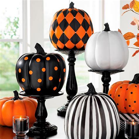 16 Crazy Painted Pumpkins You Need to See | Taste of Home