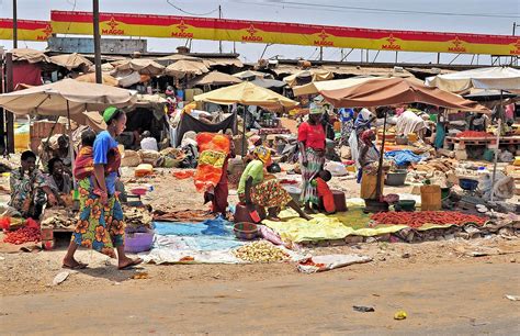 Sandaga Market, Dakar, Senegal | Senegal, Still life pictures, Travel photos