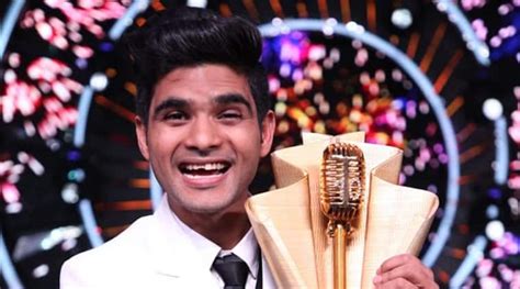 Indian Idol 10 finale LIVE UPDATES: Salman Ali lifts Indian Idol 10 ...