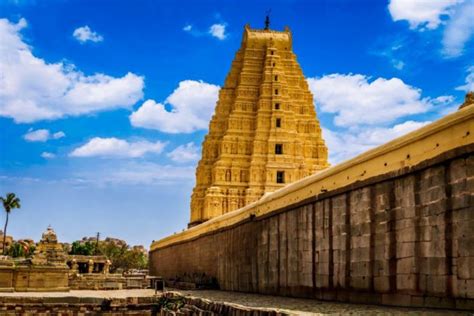 10 Must Visit Temples in Karnataka to Experience the Devine Power in You