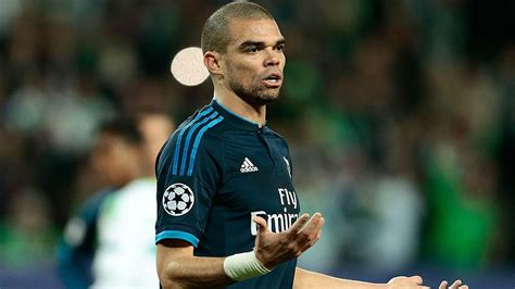 Real Madrid news: Pepe praises ex, pepe footballer HD wallpaper | Pxfuel