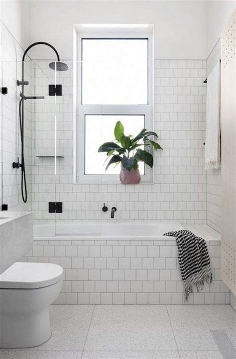 Small Bathroom Wall Tile Ideas With Corner Bathtub