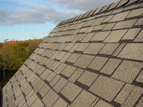 ASPHALT SHINGLES INSTALLED TOP DOWN: See Why It's Better - Baileylineroad