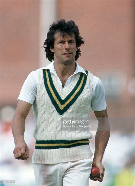 Pakistan captain Imran Khan preparing to bowl during the 3rd Test ...