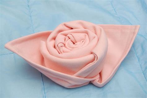 How to Make a Rose Out of a Cloth Napkin: An Easy Guide | Napkin folding, Napkin rose, Cloth napkin