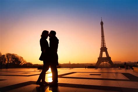 Is Paris Romantic? - France Travel Blog