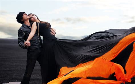 Shah Rukh Kajol Dilwale Song Gerua Wallpapers | HD Wallpapers | ID #16435