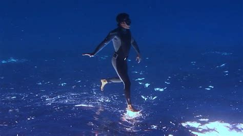 Freedivers Create "Walking On Water" Illusion