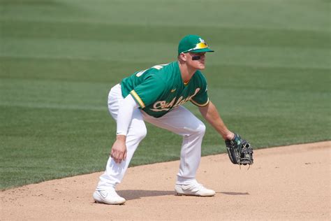 Oakland A’s Matt Chapman will have 2020 season-ending hip surgery ...