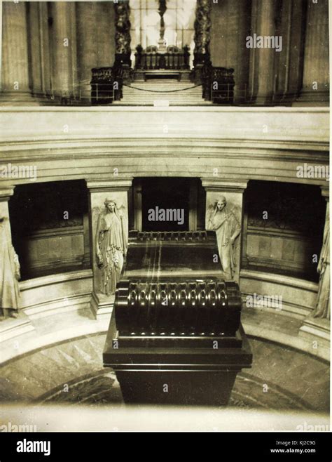 Tomb of Napoleon , Paris France Stock Photo - Alamy