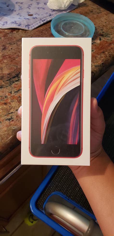 My SE product red came in today! : iPhoneSE