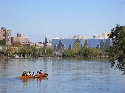 Harlem River - Wilderness Inquiry