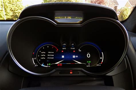 Alpine A110 (2021) Interior Layout, Dashboard & Infotainment | Parkers