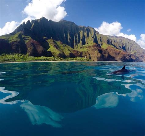 Na Pali Coast Snorkeling and Boat Tour